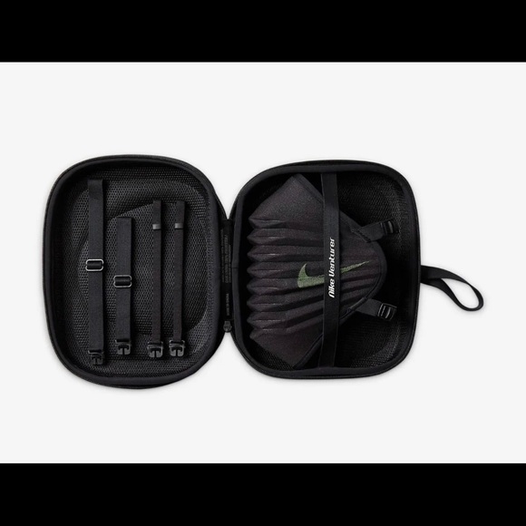 Nike Venturer Performance Sports DO8356-010 Unisex Black - Picture 3 of 9